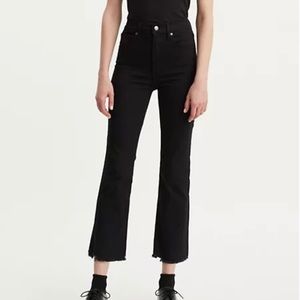 Levi’s Mile High Cropped Flare Jean